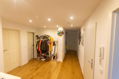 4 Zimmer-Wohnung mit Balkonen und Garten in Obergiesing