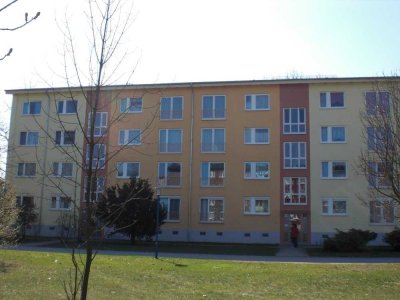 Stadt, Sonne, Zweisamkeit – bezugsfertige 2 Zimmer mit Tageslichtbad und Balkon