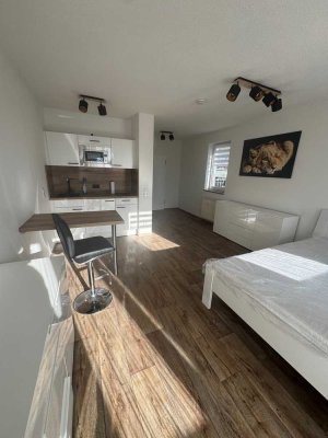 Tipi Topi * Komfortables 1 Zimmer - Apartment mit hochwertiger Ausstattung *möbliert*Wintergarten