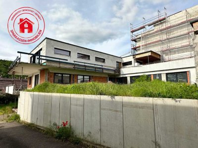 Rohbau zur Fertigstellung eines MFH mit Penthouse Wohnung in Wertheim-Hofgarten