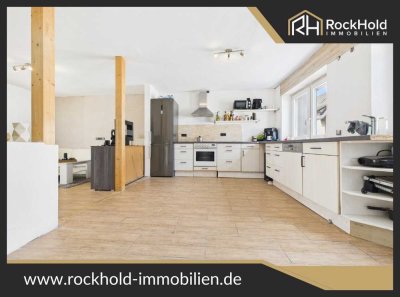Großzügiges Einfamilienhaus mit riesigem Grundstück und viel Potential!