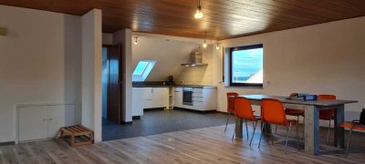 Stilvolle, modernisierte 3-Zimmer-Dachgeschosswohnung in Herzogenaurach