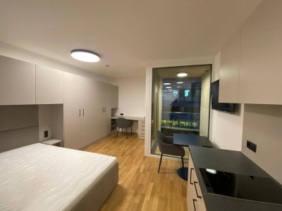 Neuwertiges Apartment mit Vollausstattung und Loggia