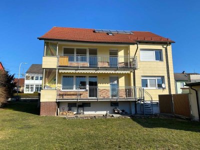 Helle, großzügige 3,5-Zimmer-Wohnung in Windischeschenbach mit großem Balkon und herrlichem Ausblick