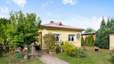 Ein Zuhause mit Herz: saniertes Einfamilienhaus mit Kamin und Gartenidylle