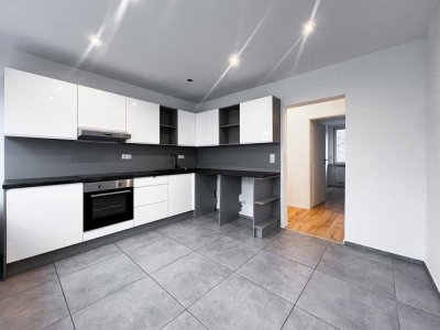 KL - Nähe Mall, 3 ZKB, EBK, Tageslichtbad, 2x Klimaanlage, Stellplatz