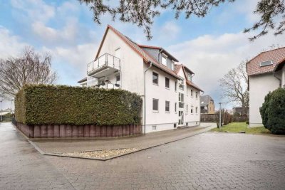 Charmante Erdgeschosswohnung mit Garten und lichtdurchfluteten Räumen.