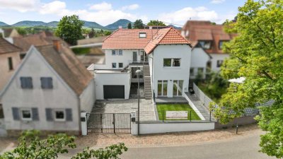 Renoviertes Zweiparteienhaus im Ortskern von Godramstein!