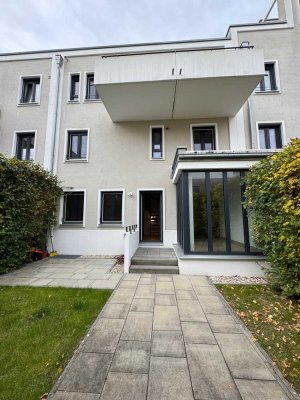 Ein Zimmer in "Luxus WG" im Candis - Viertel