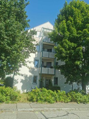 Helle 2-3 Zimmer Dachgeschosswohnung über den Dächern von Altötting Verhandlungsbasis/Ohne Provision