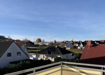 Helle sanierte 2 Zimmer-Wohnung mit EBK und Balkon (Brockenblick)