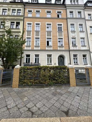 Wunderschöne große 3-Raum-Wohnung mit Balkon und Einbauküche