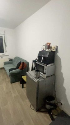 teilmöbliertes Zimmer ,
Zerbster Straße 43, 06124 Halle