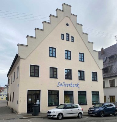 Lichtdurchflutete 2-Zimmer-Wohnung mit Galerie zu vermieten!