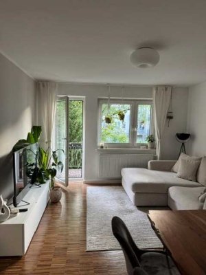 Tolle 2 ZKB-Wohnung mit Balkon und schöner Aussicht