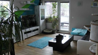 Exklusive, gepflegte 2-Zimmer-Wohnung mit Balkon und EBK in Köln Weiden