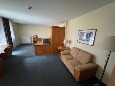 52m² 1,5-Zimmer-Whg. möbliert mit Balkon in direkter Nähe zum UKW