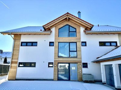 Hochwertiger, eleganter Neubau - Erdgeschoss-Maisonette-Wohnung mit Süd-West-Garten