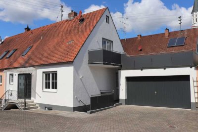 Preiswerte 5-Zimmer-Doppelhaushälfte mit EBK in Donauwörth-Riedlingen