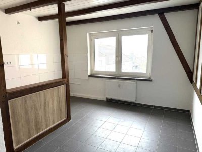 2,5-Zimmer Wohnung mit Balkon, 4. Obergeschoss