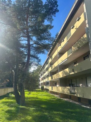 Attraktive 3-Zimmer-Wohnung am Waldrand von Singen-Nord – mit großem Balkon und Einzelgarage