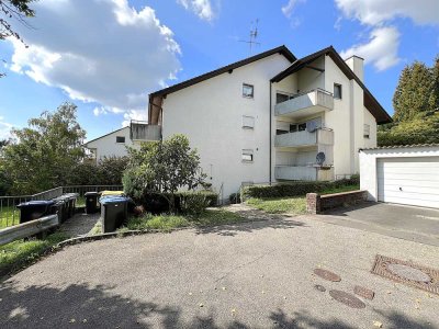 Sanierte Dreizimmerwohnung mit Balkon und 2 Garagenplätze in Böckingen