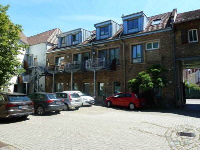 3 Zimmer Maisonette mit Einbauküche und Balkon in zentraler Lage Germersheim