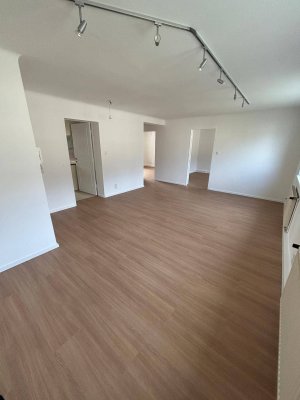 Zentral gelegene 3-Zimmer-Wohnung im Walserfeld ab sofort zu vermieten