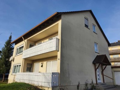Gemütliche Dachgeschosswohnung in ruhiger Lage sucht Mieter
