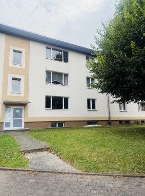 Elegante 3 Zimmer Wohnung in Bad Hersfeld: renoviertes Juwel mit moderner Ausstattung