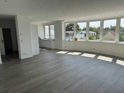 Luxus pur! Erstklassig sanierte Wohnung in Rudow zu vermieten!