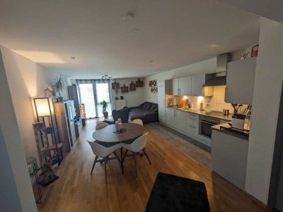 Einladende 2-Zimmer-Wohnung in Lörrach mit moderner Einbauküche, separatem Gäste-WC und Abstellraum