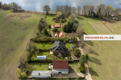 IMMOBERLIN.DE - Traumlage! Charmantes Einfamilienhaus mit Südgarten beim Krampnitzsee