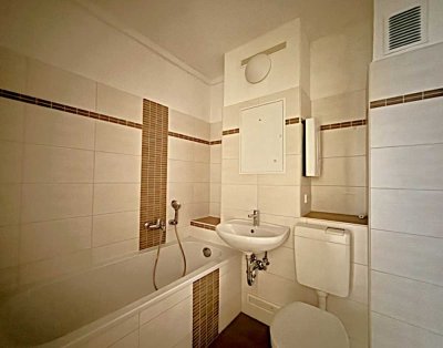 Clevere 3 Zimmer mit perfektem Schnitt und Feierabend-Sonne auf dem Westbalkon!