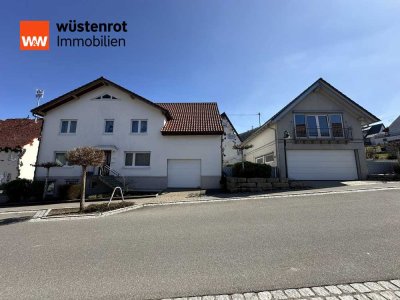Wohnen mit Komfort: Großzügiges Haus mit Garten und viel Stauraum