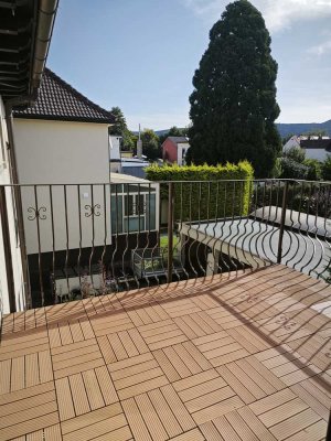 4 Zimmerwohnung hell 990€ kalt,100 m² renoviert,beheizter Wintergarten + Balkon+Fahrradgarage