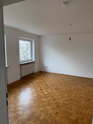 1-Zi-Wohnung *Erstbezug nach Sanierung*