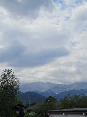 4-Zimmer-Wohnung mit großer überdachter Terrasse und EBK in Partenkirchen