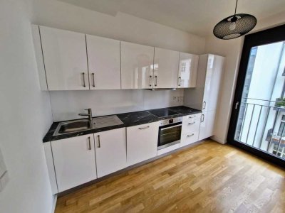 Helle 2-Zimmer-Neubauwohnung in Berlin-Mitte
