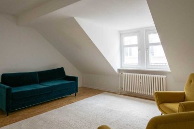 Wunderschöne 3 Zimmer-Dachgeschosswohnung im Herzen Spandaus