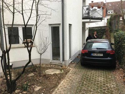 Lichtdurchflutete, ruhige 2-Zimmer-Wohnung mit Süd-Balkon im begehrten Woogsviertel Darmstadt