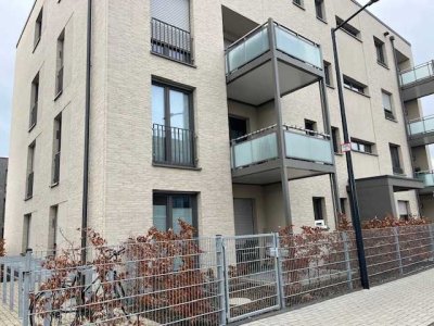 Neubau, schicke drei Zimmerwohnung mit Einbauküche und großen Balkon in Hürth-Efferen