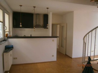 Elegante 3-Zimmer Maisonette in Neu-Isenburg mit Garage