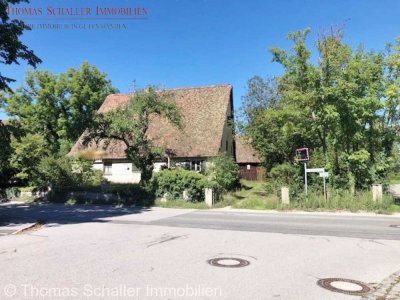Bauernhaus - Denkmalschutz mit 3.900 m² Grund in attraktiver Lage