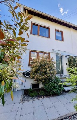 Modernisierte Doppelhaushälfte - Zentrumsnah