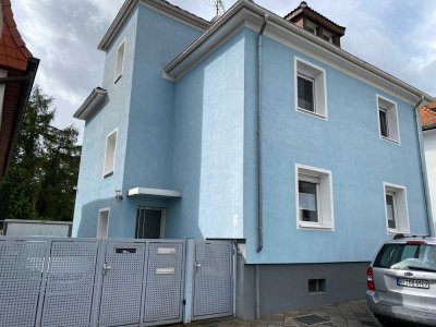 Exklusive 2,5-Zimmer-Wohnung mit gehobener Innenausstattung mit Balkon und EBK in Langen (Hessen)