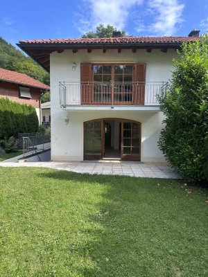DHH in Hohenaschau im Chiemgau - Wohnen wo andere Urlaub machen