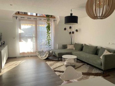 Kurzfristiges Angebot!
Neuwertige 3,5 Zi.-Wohnung mit traumhaftem Ausblick in Gaildorf zu verkaufen