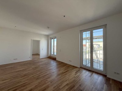 Lichtdurchflutete 2-Zimmer Wohnung mit großer Terrasse