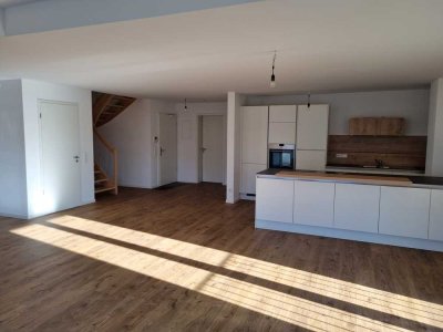 Exklusive und helle 3-Zimmer-Maisonette-Wohnung in Aschaffenburg